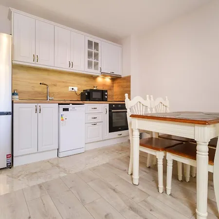 Ldv 13 1-bedroom Free Private Parking 아파트 플로브디프